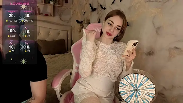 Crystal-Nuts live sex cam