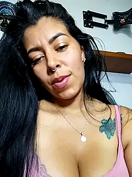 Luianna live sex cam
