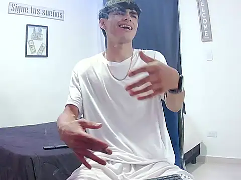 harrytomson_1 live sex cam