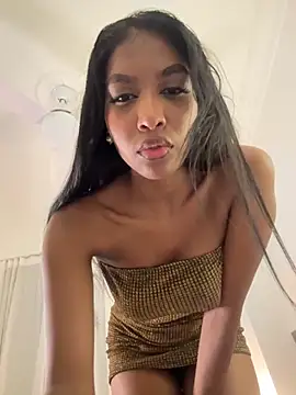 IamCrystal2 live sex cam