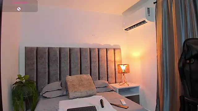 SamanthaSmithx live sex cam