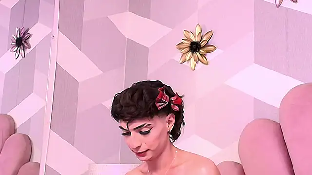 KylieMonnett live sex cam