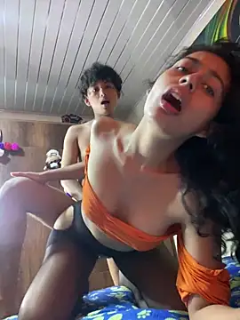 Nezuko-uWux live sex cam