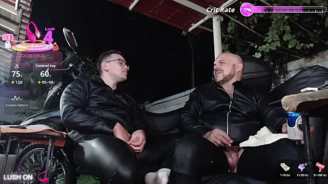 Neil_and_isaac live sex cam