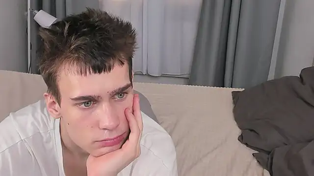 Kevin_Kesi live sex cam