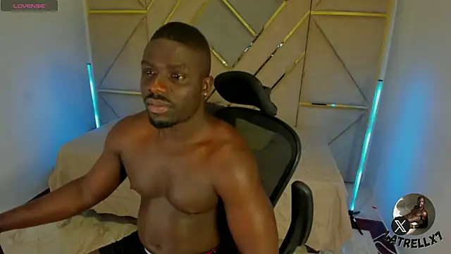 Latrellx7 live sex cam