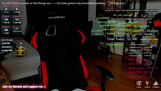 Lisaonthemoon live sex cam