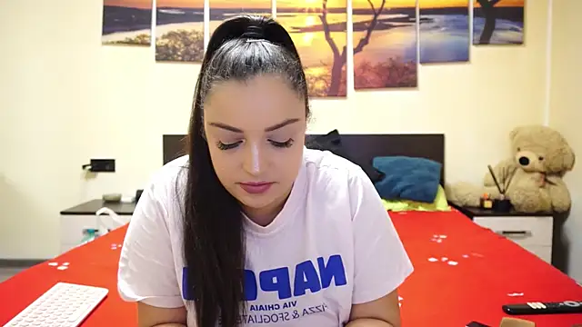 adelline live sex cam