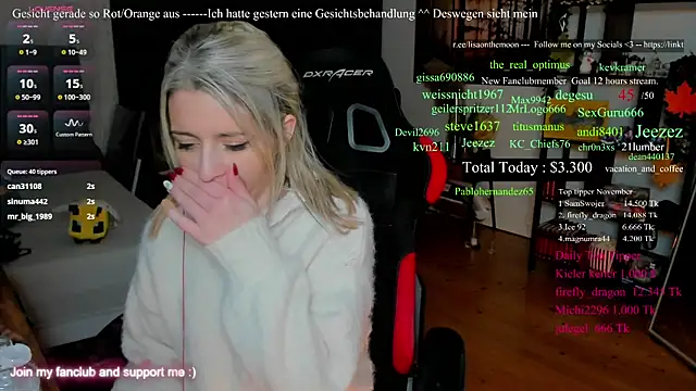 Lisaonthemoon live sex cam