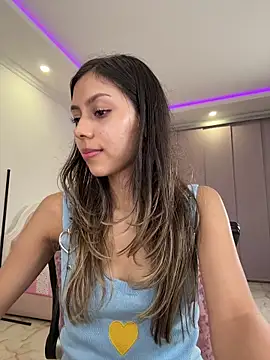 MissBecka_ live sex cam