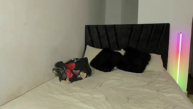 Alanna_House1 live sex cam