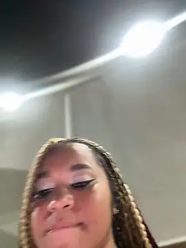 Lucy_wilson5 live sex cam