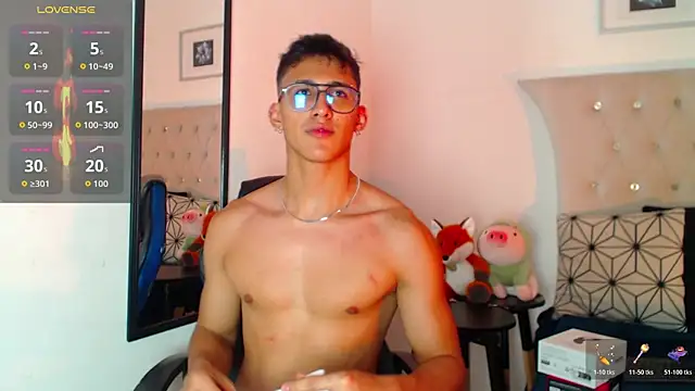 SalvadorFit live sex cam