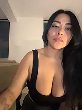 PetitLumiere live sex cam