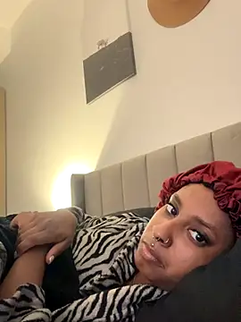 Your_Paris live sex cam