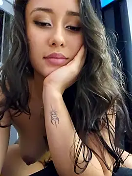 Selena_blake live sex cam