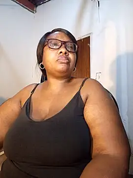 YELLOW_BONE live sex cam