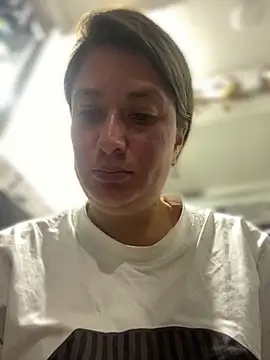 Abby-LS live sex cam