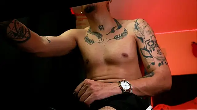 AlphaMasterXxx live sex cam