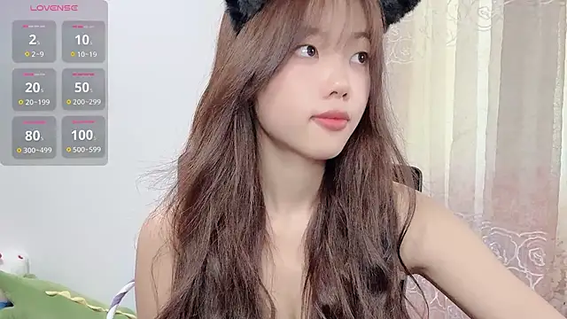 Lvy--v live sex cam