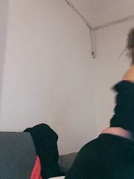 Fifi83Bell live sex cam