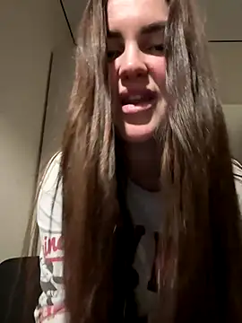 Karolina_llove live sex cam