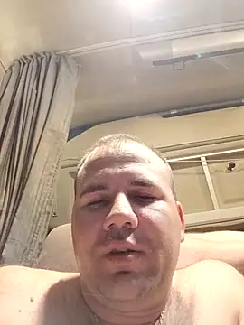 Chubbytop454 live sex cam