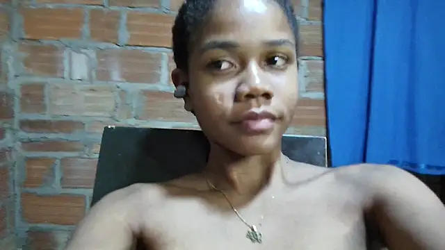 Luciia_cute live sex cam