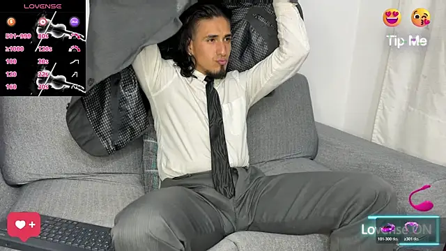 Tom_blunt96 live sex cam