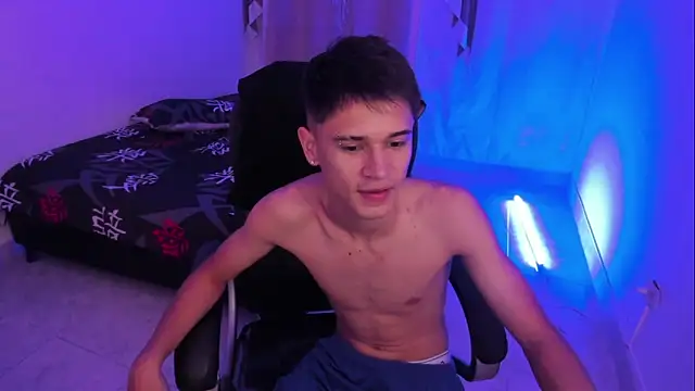 Aron_Boyy live sex cam