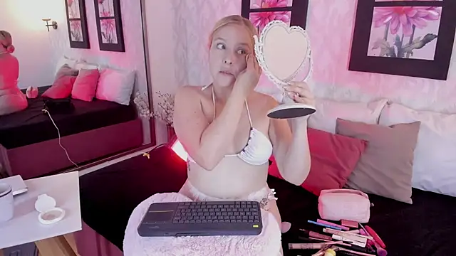 EmilySumer live sex cam