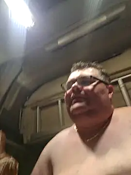 Tataurs live sex cam