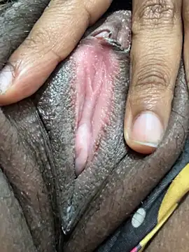 Curly_lily live sex cam