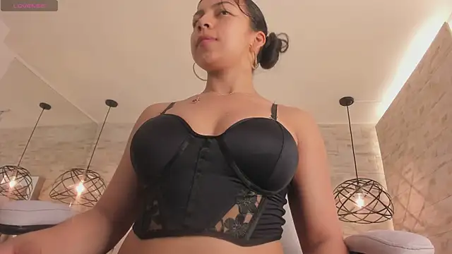 celene_midnight live sex cam