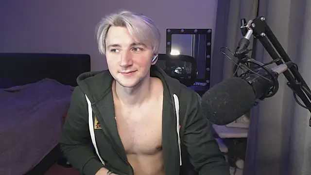 Elvin_Vaenight live sex cam