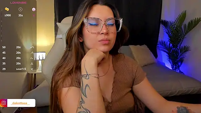 dakottaa_ live sex cam