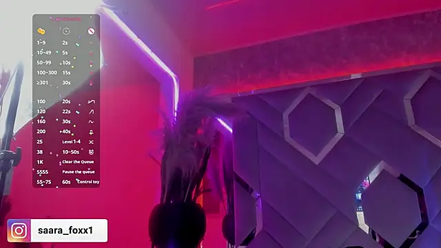 Sara_Foxx1 live sex cam