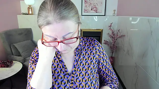 AlexandraKind live sex cam