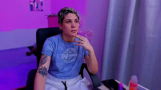 Charlee_pink live sex cam