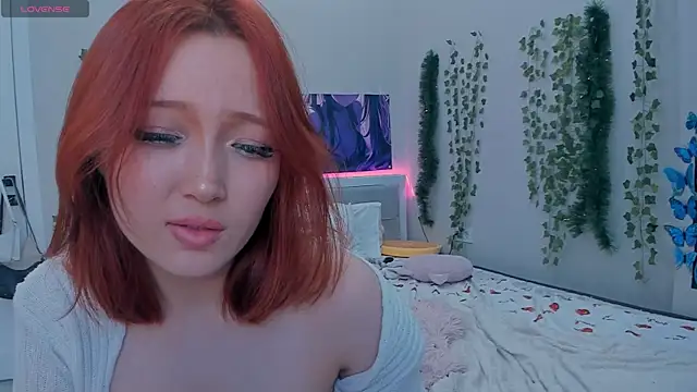 yuna_loon live sex cam