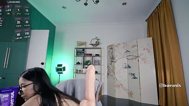 baeasian live sex cam