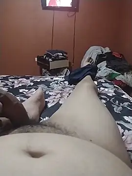 Santiagoqro85 live sex cam