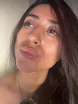 Valentinne_z live sex cam