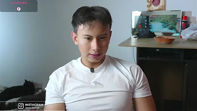 DeusbelliS live sex cam