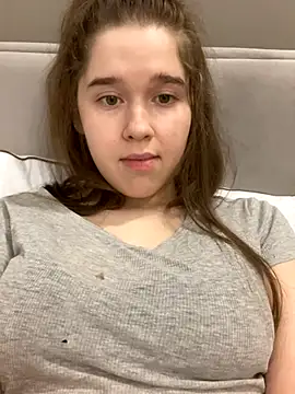 HornyGirlH live sex cam