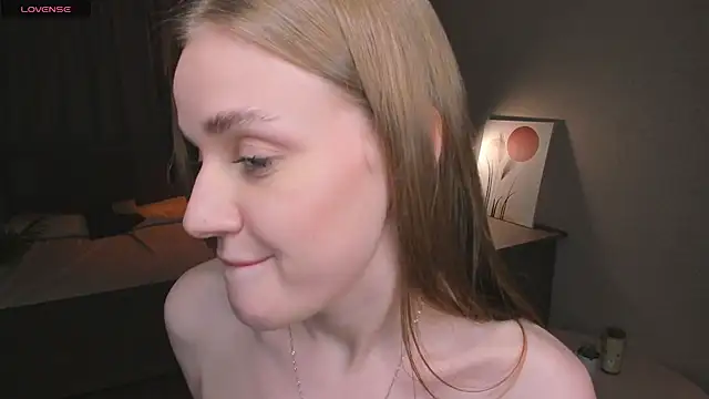OdellaFrake live sex cam