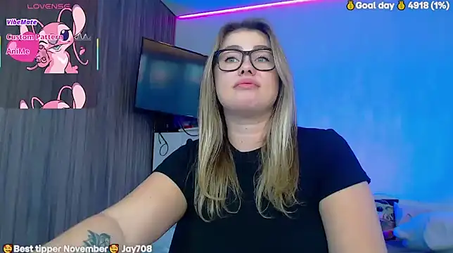 SuchCute live sex cam