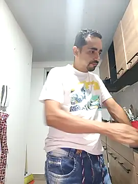 stivenlujan69 live sex cam