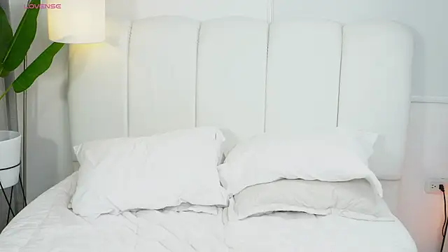 Timmyshy_ live sex cam