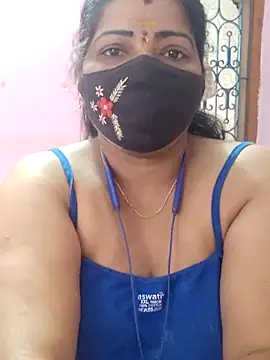 lathikaqueentamil live sex cam